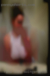 Find this swingers out in the city from Roseburg!