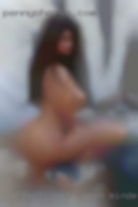 Affectionate, open-minded near Dunkirk, patient.