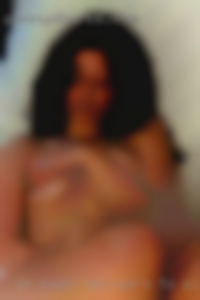 I'm eager swingers to please the one I love.